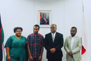 HIS EXCELLENCY AMBASSADOR KWACHA CHISIZA MEETING WITH NEW LEADERSHIP OF THE SOCIETY OF MALAWIAN STUDENTS (SMS) IN JAPAN
